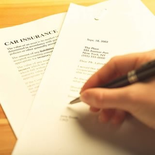 Letra chica en los contratos: ¿cuál es el límite?