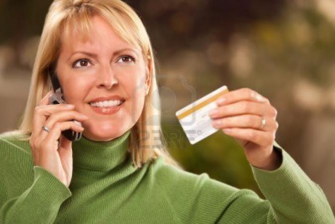 Evitar adquirir tarjetas de créditos por vía telefónica